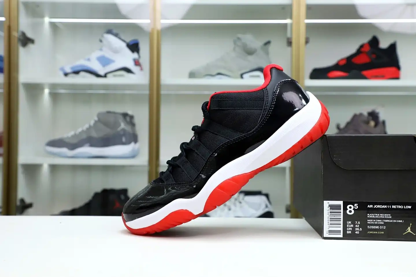 Kimikick BRED RETRO AIR JORDAN 11 LOW 0730